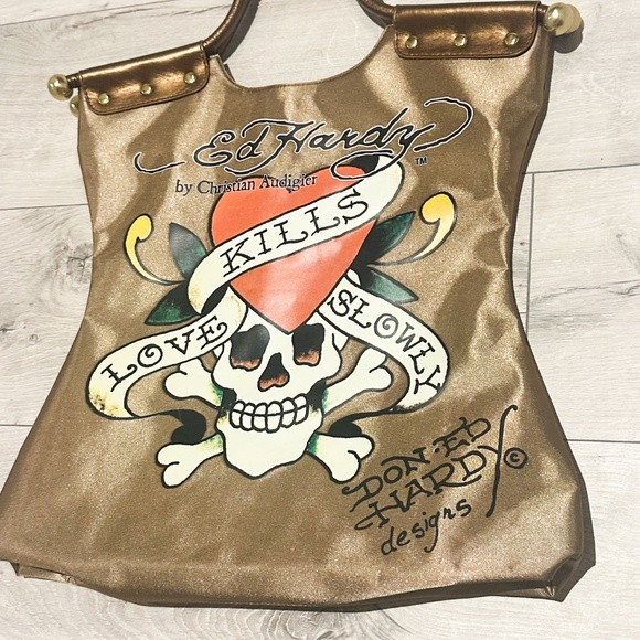 MINT Ed Hardy by Christian Audigier Gold Tote Bag – Love Kills Slowly HeartPrint - Picture 2 of 9